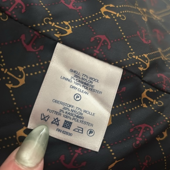 Lands' End Wool Cashmere Blend Double Breast Peacoat
Black size 6P - Picture 8 of 9